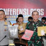 Pangdam V/Brawijaya dan Kapolda Jatim Gelar Konferensi Pers Penggagalan Narkoba Jenis Ganja 166,88 Kg